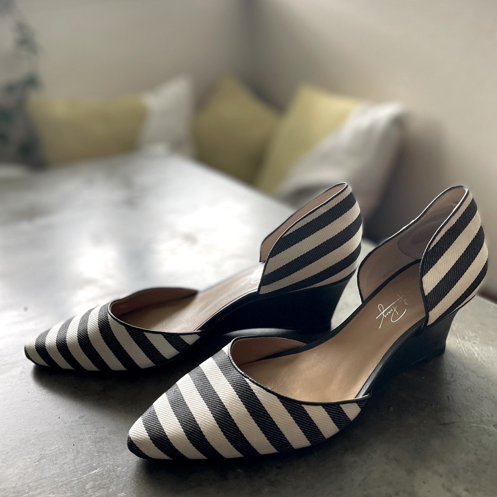 Custom pointy toe wedges